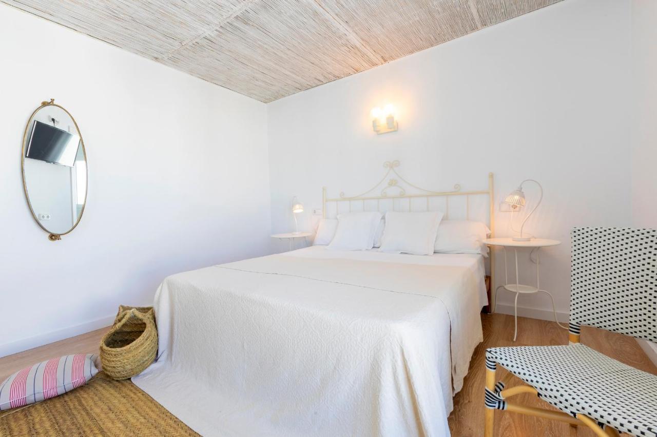 Can Beia Hostal Boutique (Adults Only) Sant Antoni de Portmany Екстериор снимка