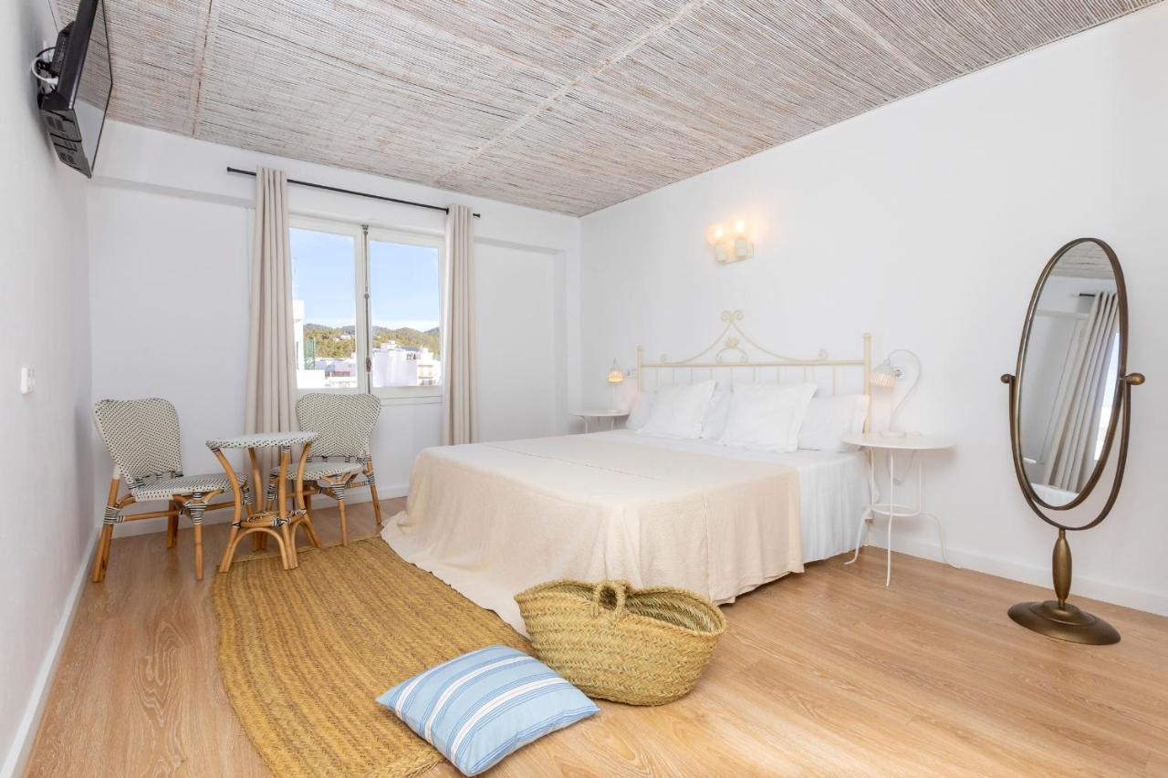 Can Beia Hostal Boutique (Adults Only) Sant Antoni de Portmany Екстериор снимка