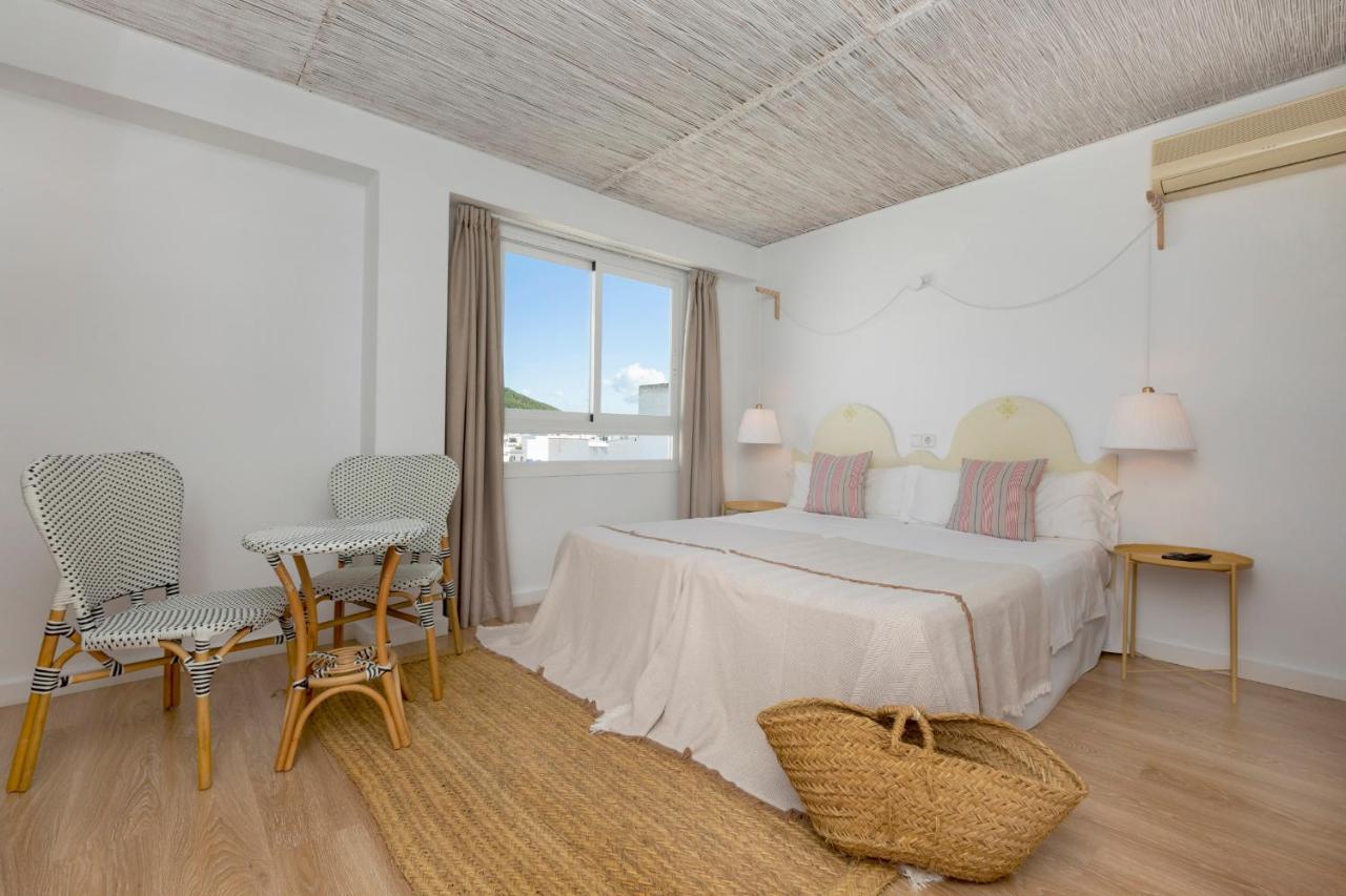Can Beia Hostal Boutique (Adults Only) Sant Antoni de Portmany Екстериор снимка