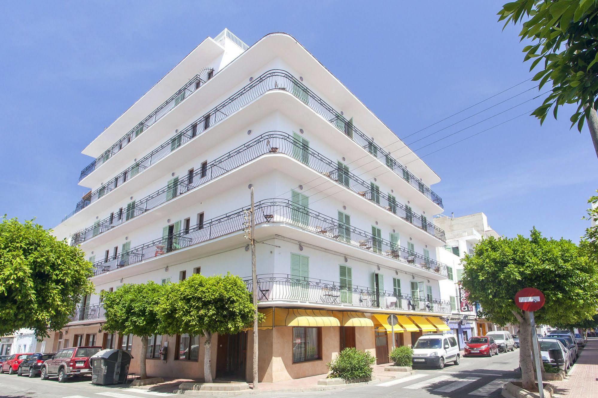 Can Beia Hostal Boutique (Adults Only) Sant Antoni de Portmany Екстериор снимка