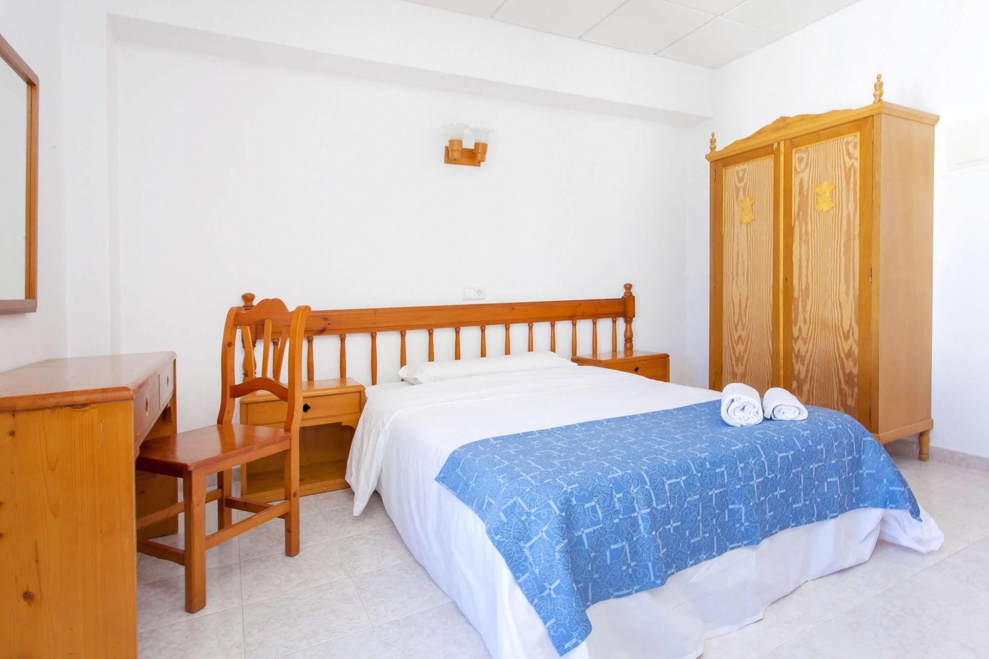 Can Beia Hostal Boutique (Adults Only) Sant Antoni de Portmany Екстериор снимка