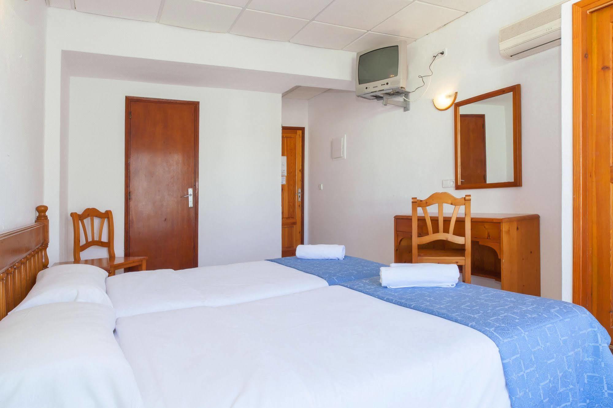 Can Beia Hostal Boutique (Adults Only) Sant Antoni de Portmany Екстериор снимка